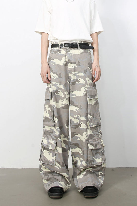 Men's Camouflage Wide Leg Cargo Jeans - Tigbul's Variety Fashion Shop