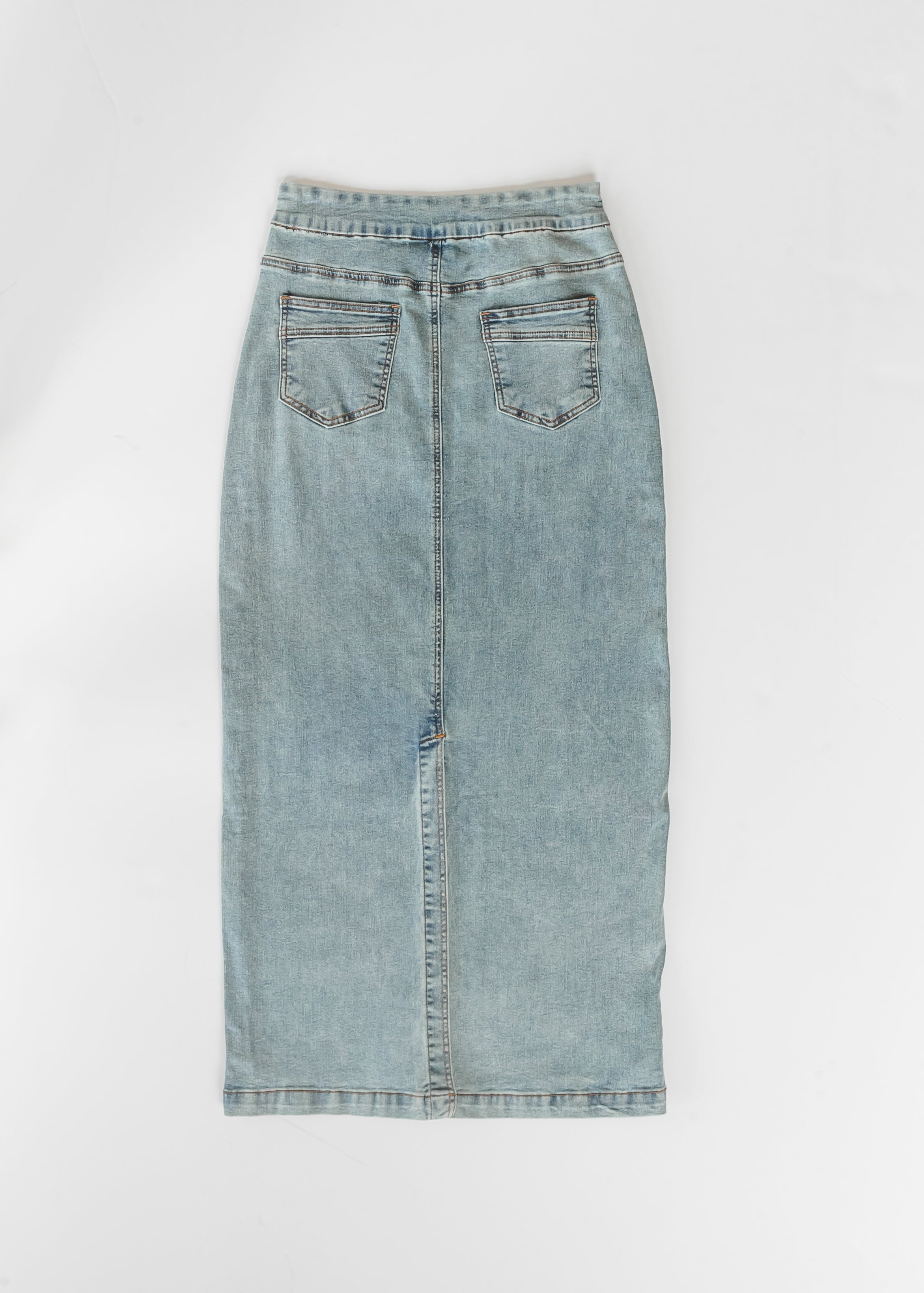Donna Classic Wash Maxi Denim Skirt