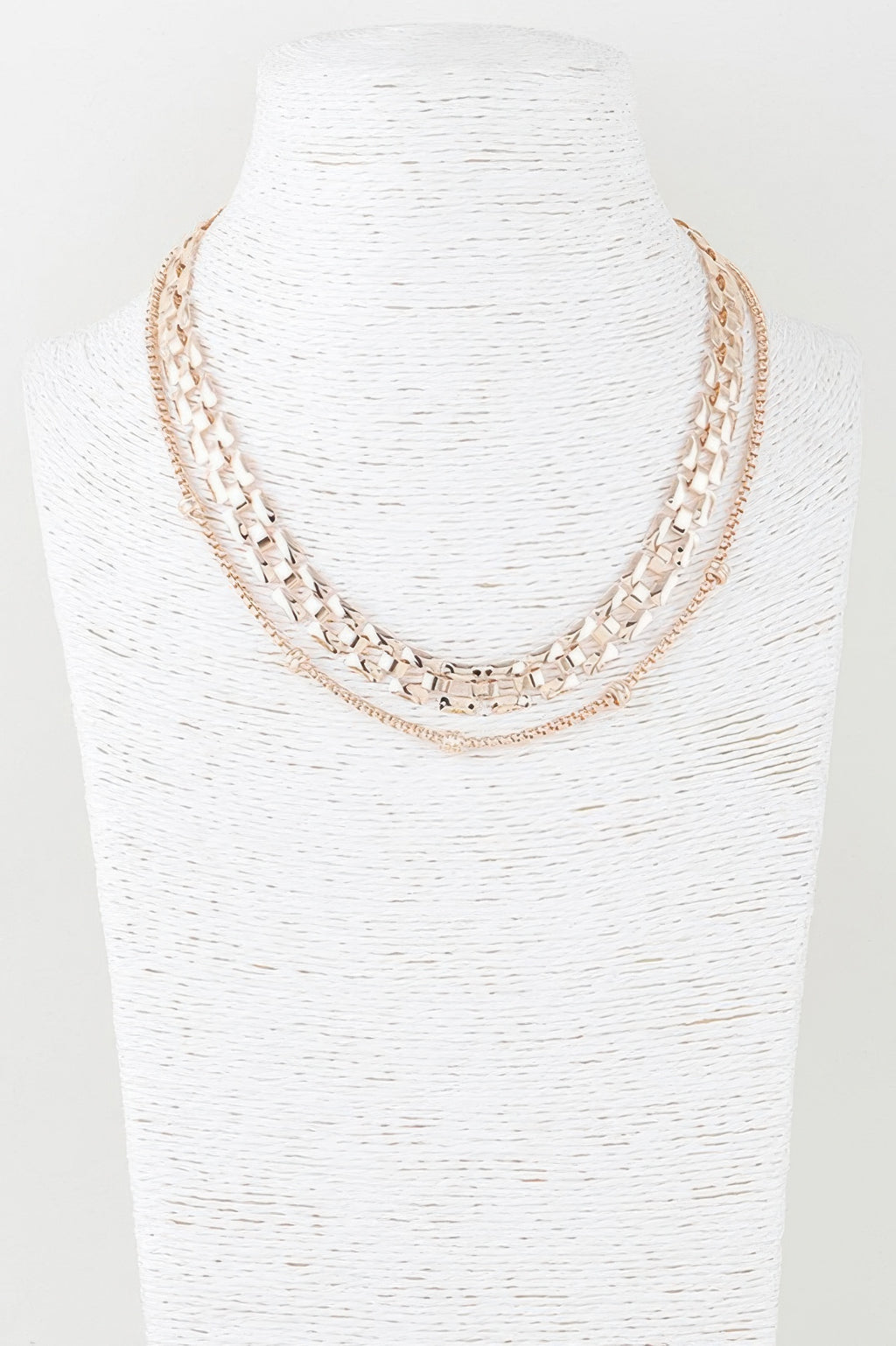 Double-Box-Chain Halskette, goldfarbener Doppelstrang mit Glieder-Detail