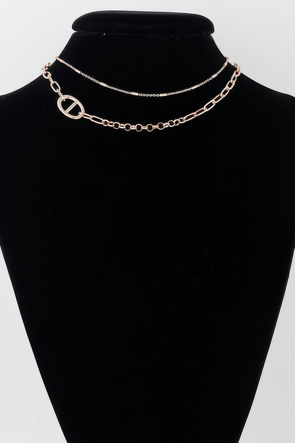 Gold double-link chain choker necklace with oval ring links