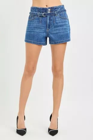 Blaue Jeans-Shorts mit Gürtel, Taillenbund mit Knopfverschluss