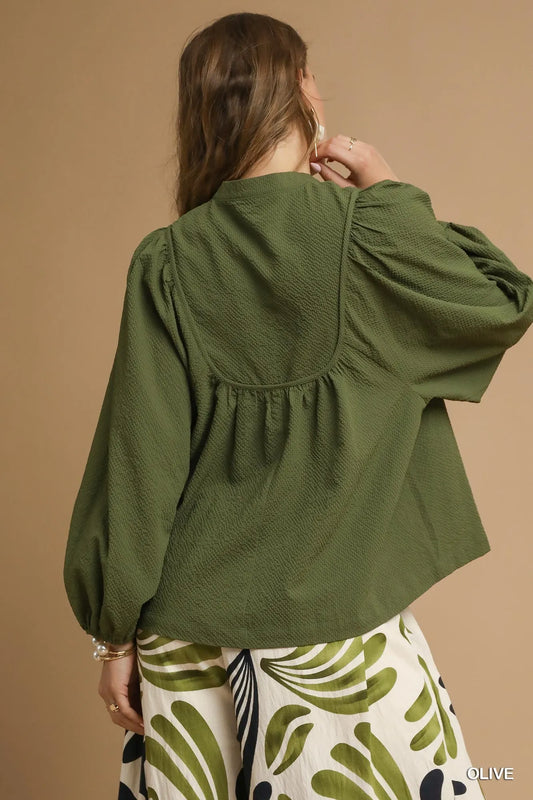Umgee Textured Notched Blouse with Balloon Sleeves - Tigbul's Variety Fashion Shop