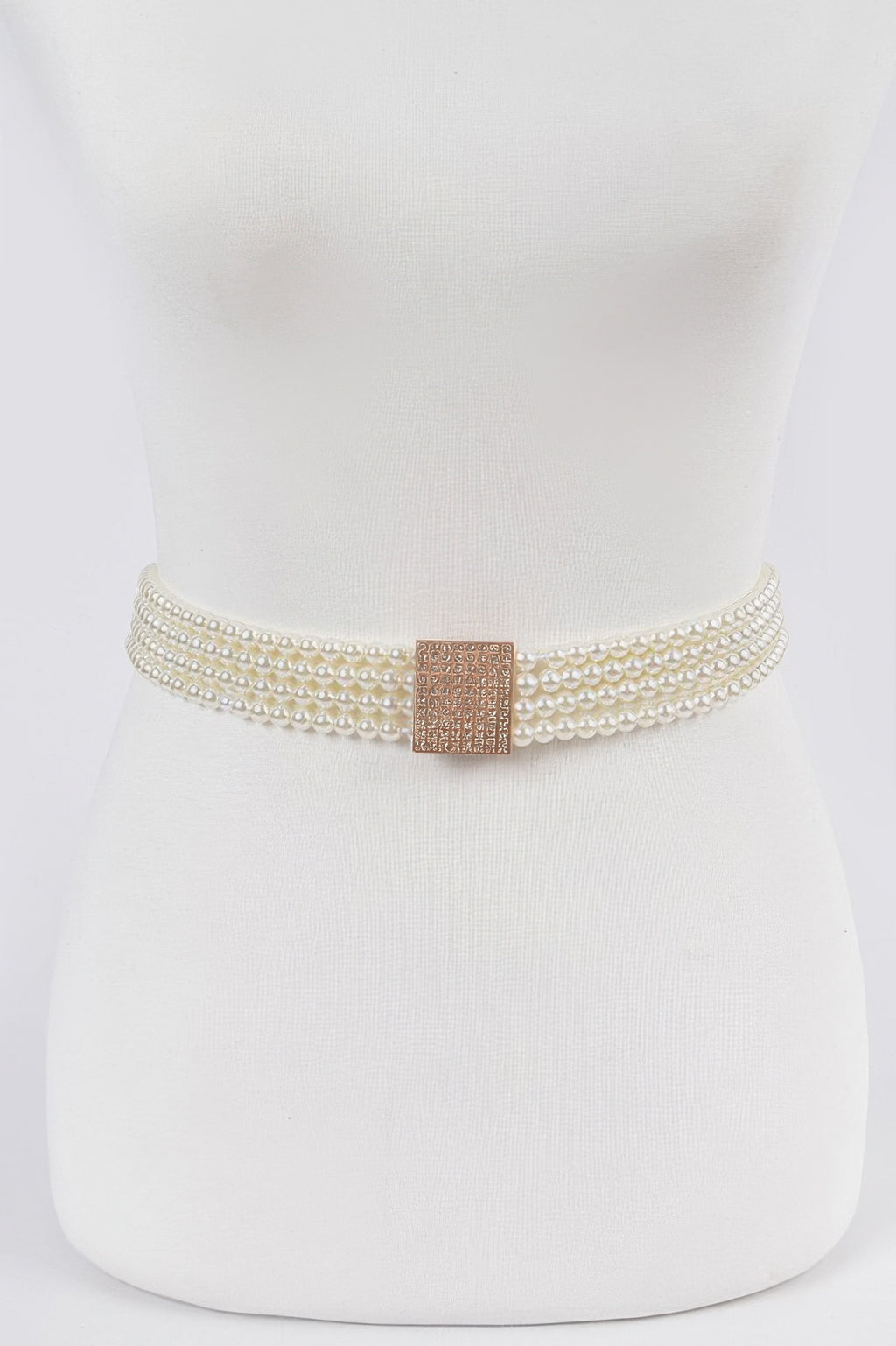 Elastic pearl belt in ivory with rose-gold square buckle on elastic band