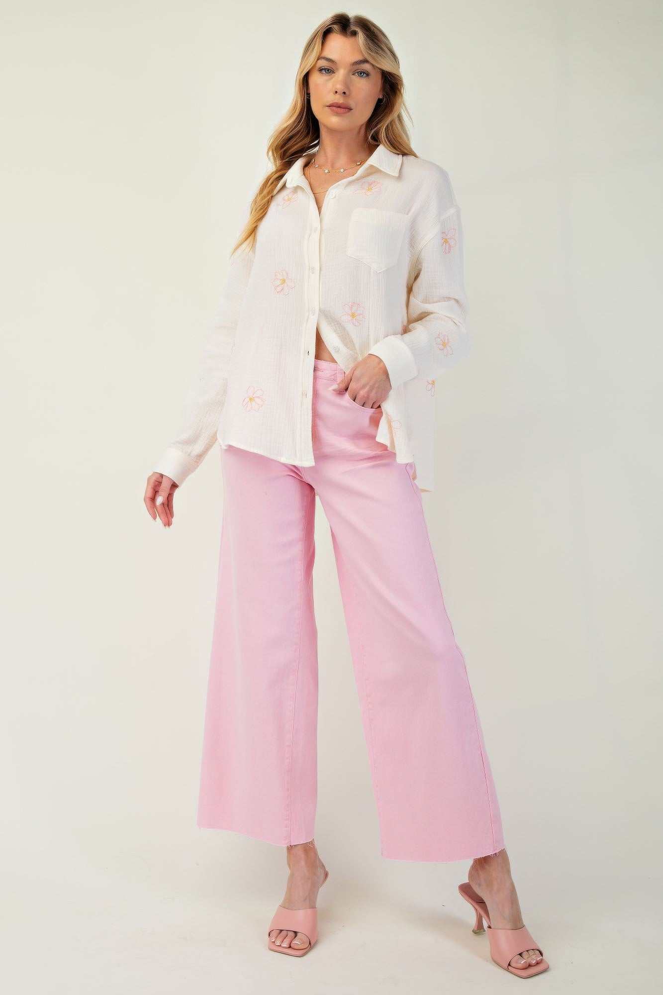 Cream cotton gauze button-down shirt with floral embroidery, open collar, button placket