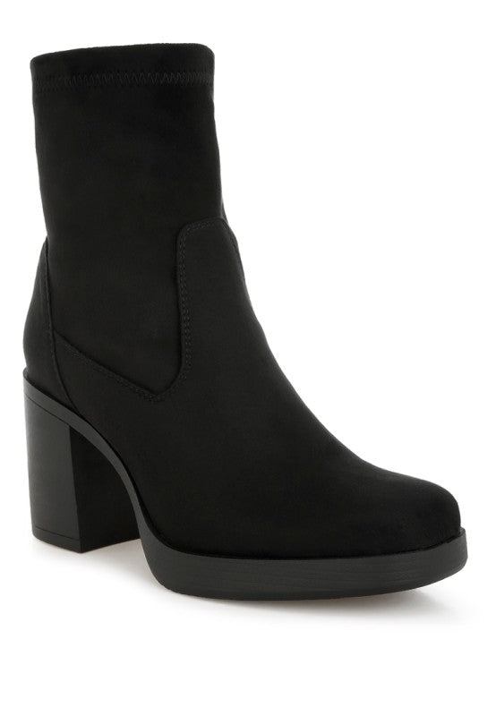 Schwarze Microfaser-Sockboot, elastischer Schaft, Blockabsatz