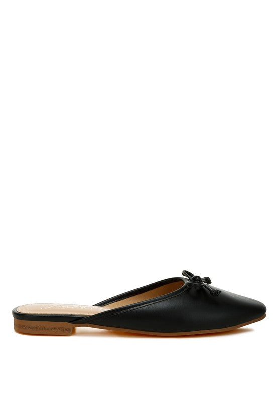 Black Eras bow slip-on flat mule, front 3/4 view