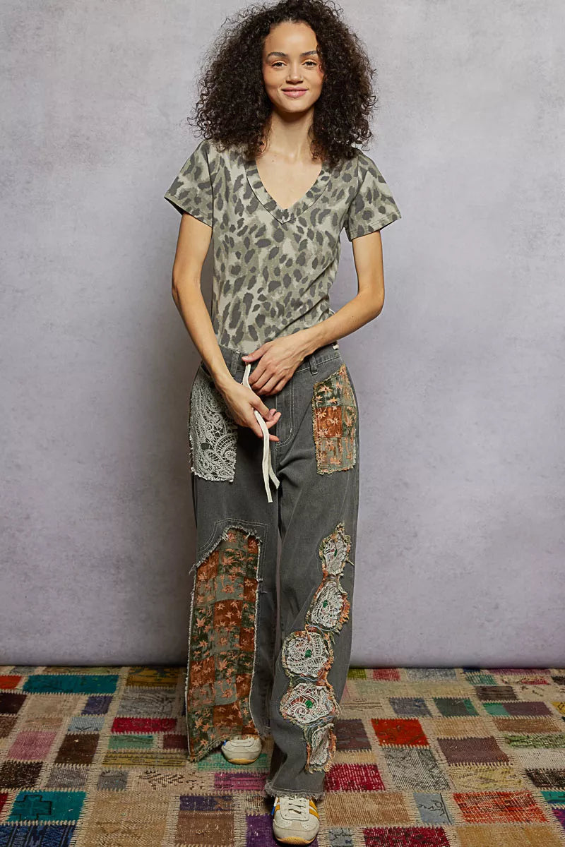 POL Printed V-Neck Short Sleeve T-Shirt - Tigbul's Variety Fashion Shop