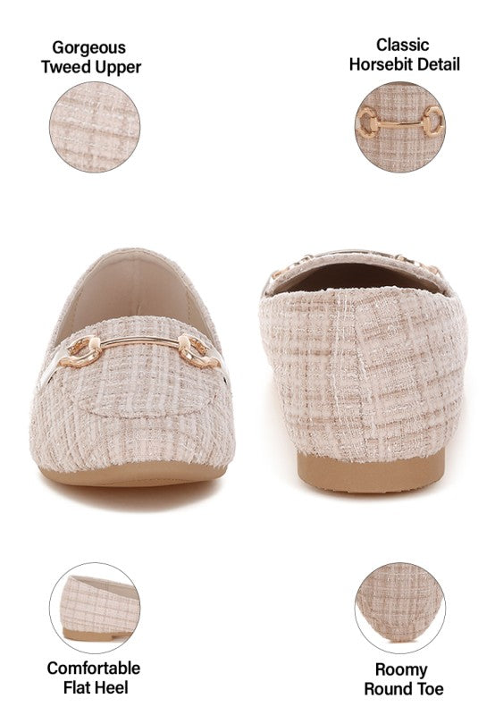 Beige tweed loafer pair, round toe, flat sole with gold horsebit detail