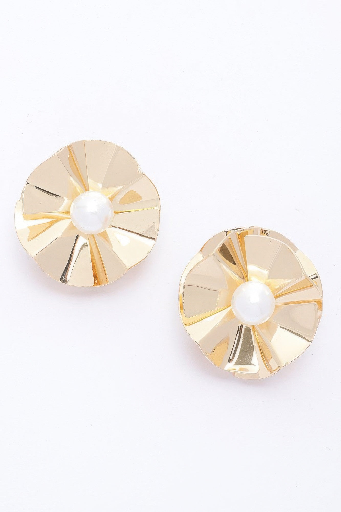 Faux Pearl Metal Earrings in Gold, round fan design with central faux pearl