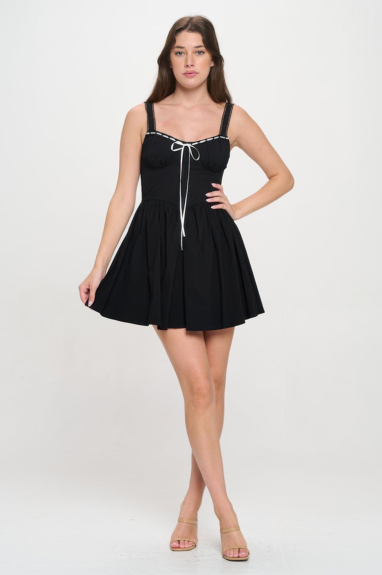 Schwarzes Bustierkleid mit vorderer Schnür-Schleife, Glockenrock und schmalen Trägern