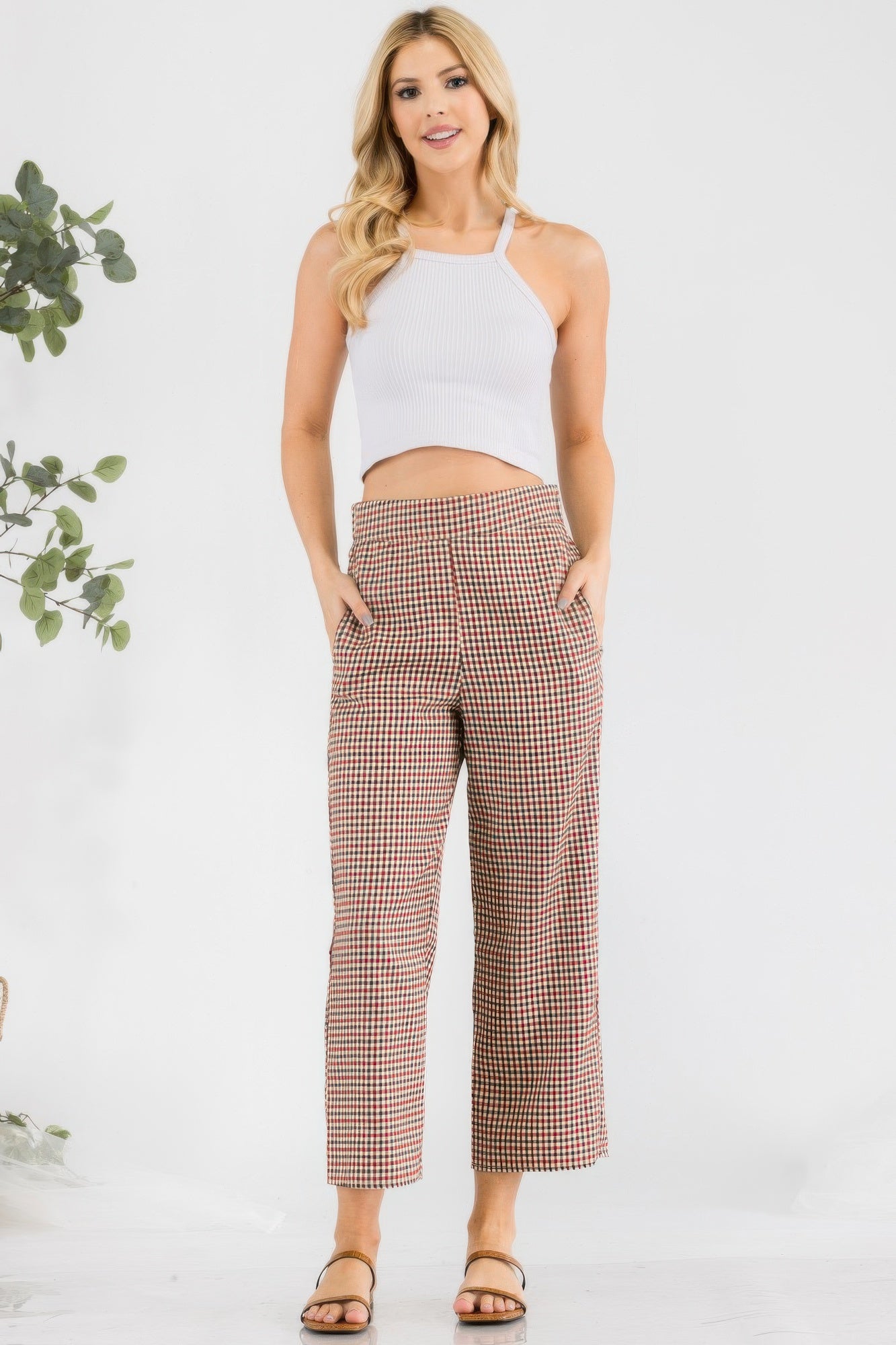 Gingham high-waist pants with front pockets and wide cropped legs