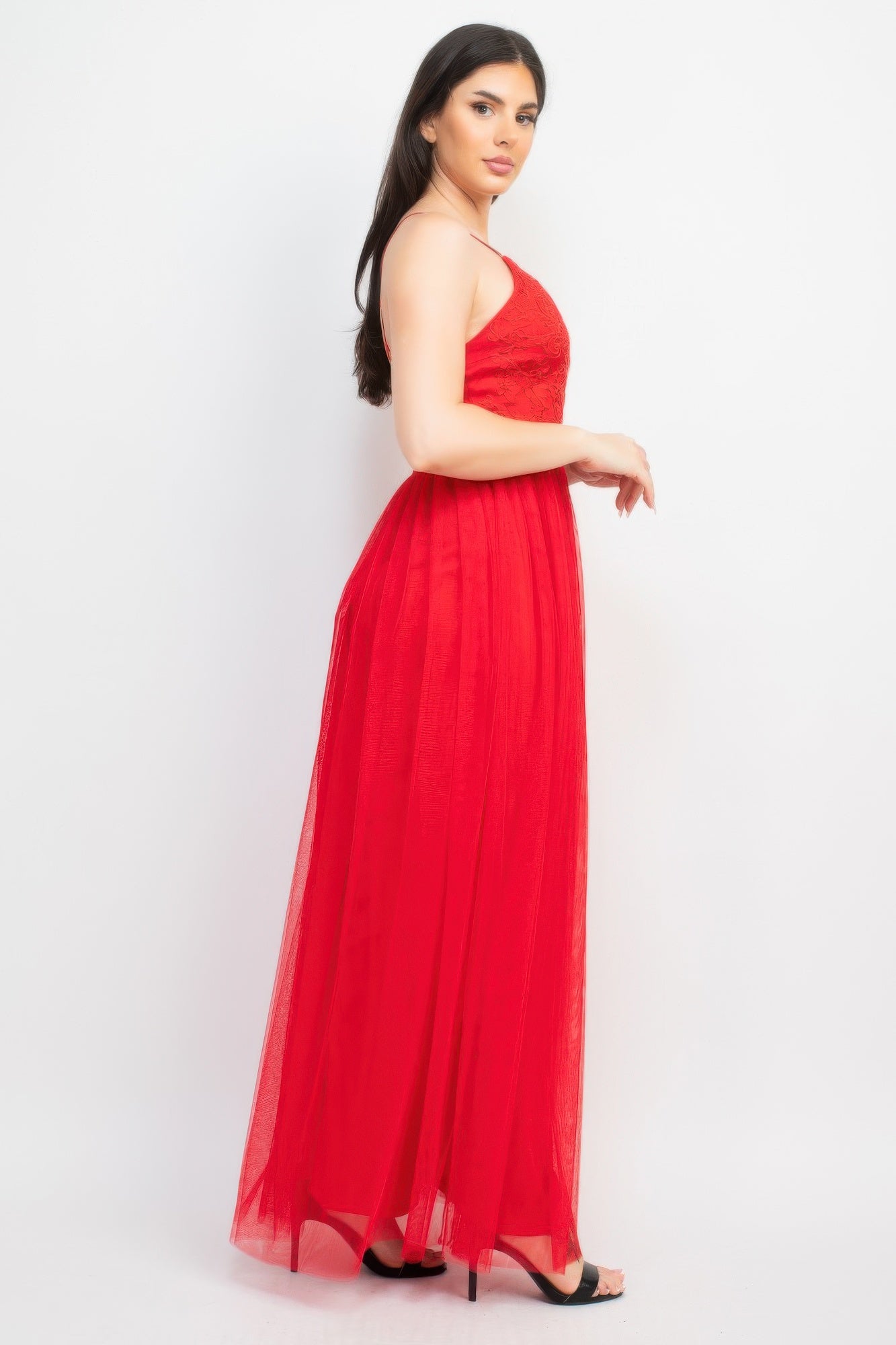 Red glitter-strap mesh tulle maxi dress, sleeveless V-neck, flowing tiered skirt