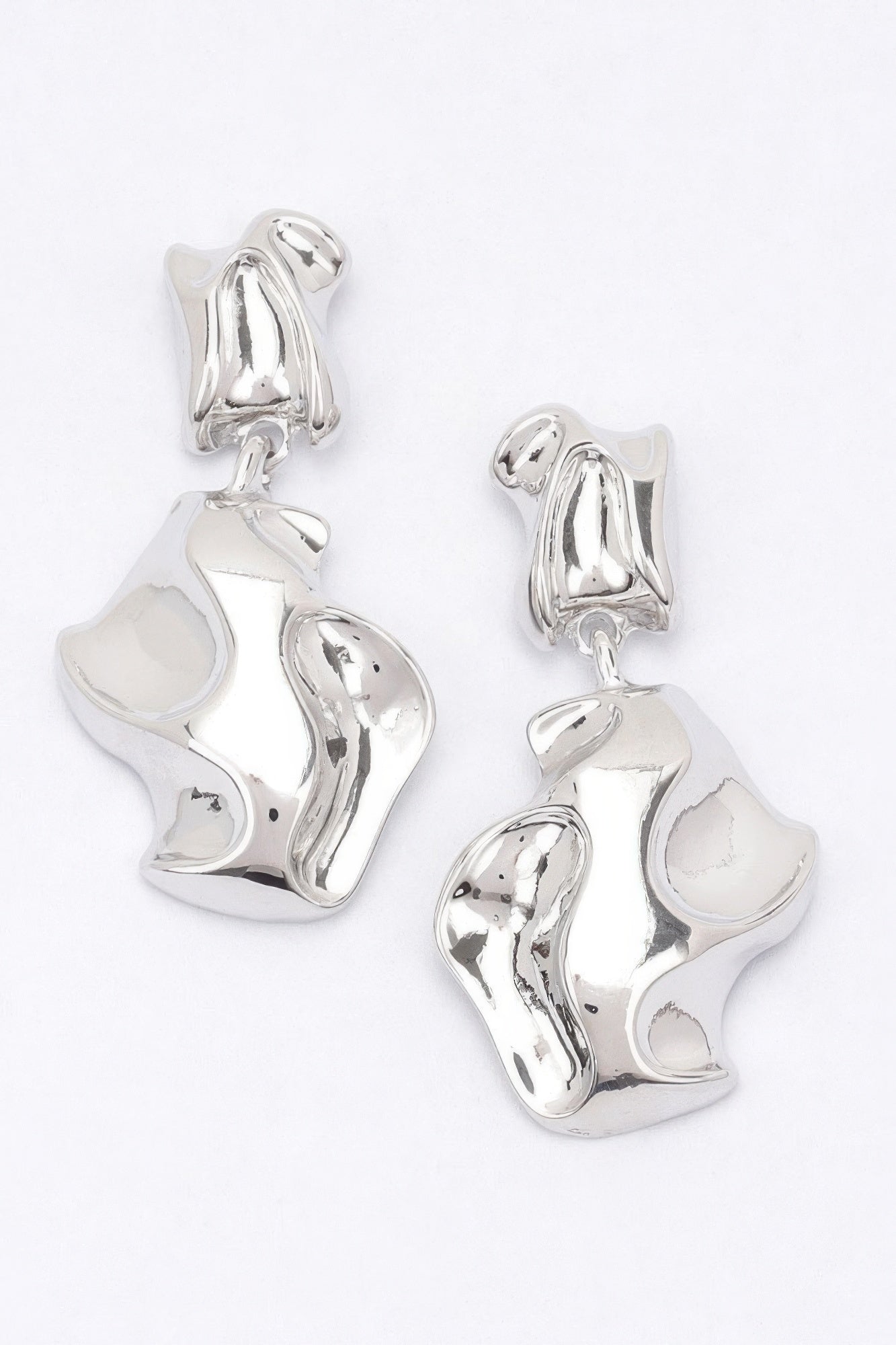 Gold-plated metal earrings, abstract scalloped drops with clasp