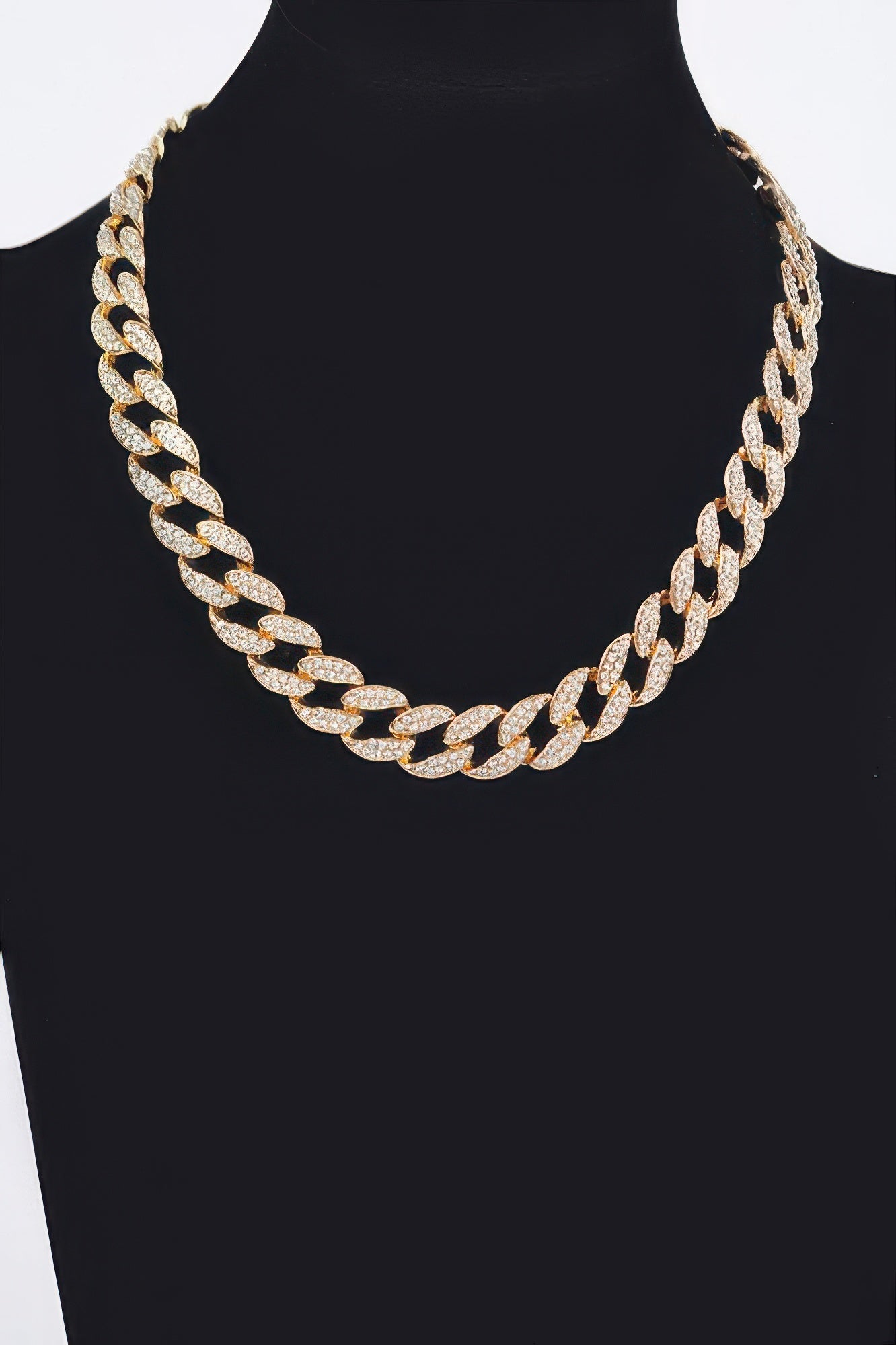 Hammered Bulk Chain Necklace in gold tone with hammered curb links
