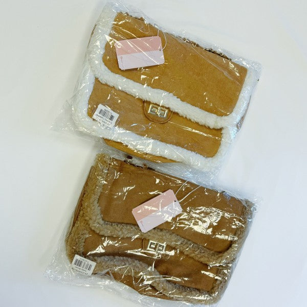 Luxe Deluxe Fluffy Trim Chain Shoulder Bag - Tigbul's Variety Fashion Shop