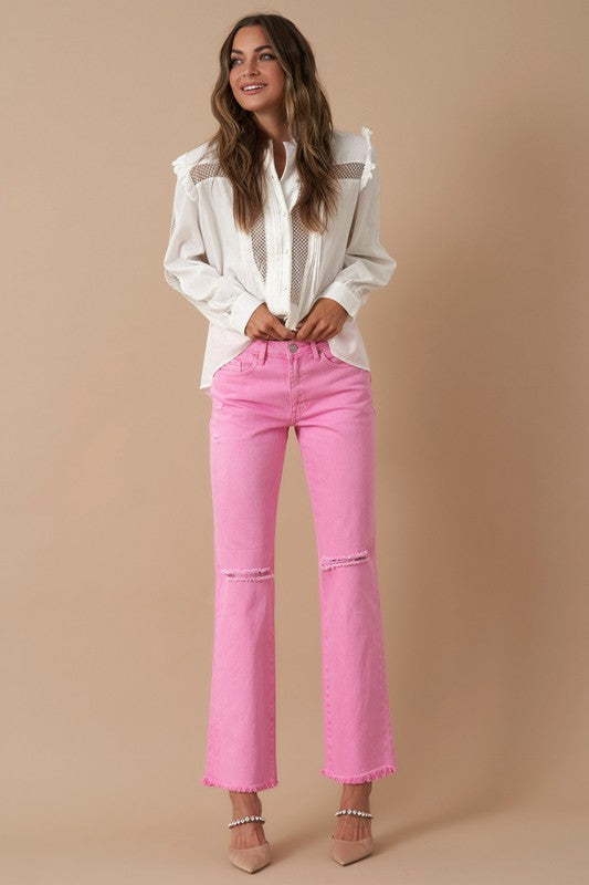 High Rise Slim Straight vaqueros rosa, cintura alta y dobladillo recto sin rematar