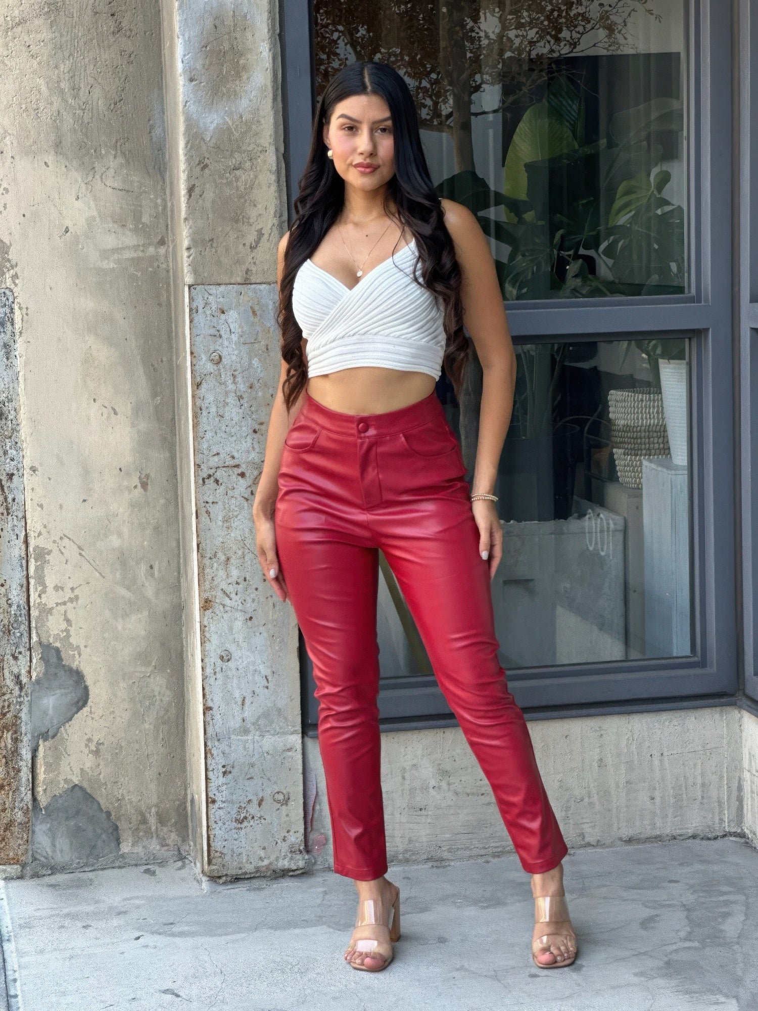 High-waisted faux leather skinny jeans, rot, Knopf- und Reißverschluss