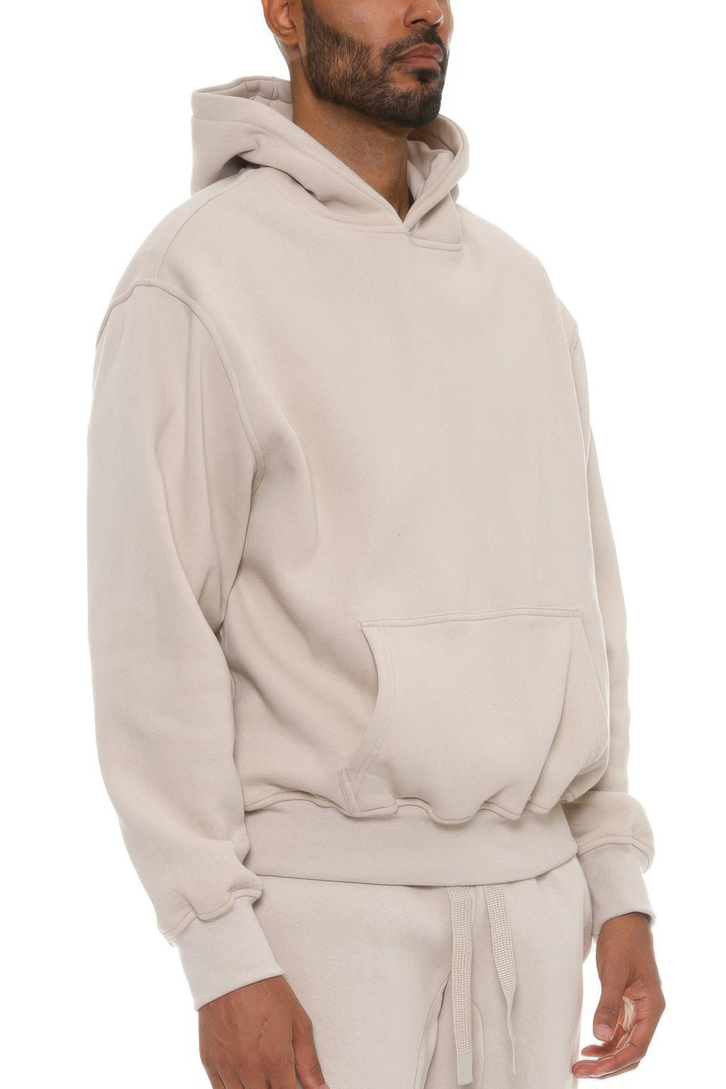 Herren Hoodie aus Baumwollmischung, hellbeige, seitliche Kängurutasche und Kapuze
