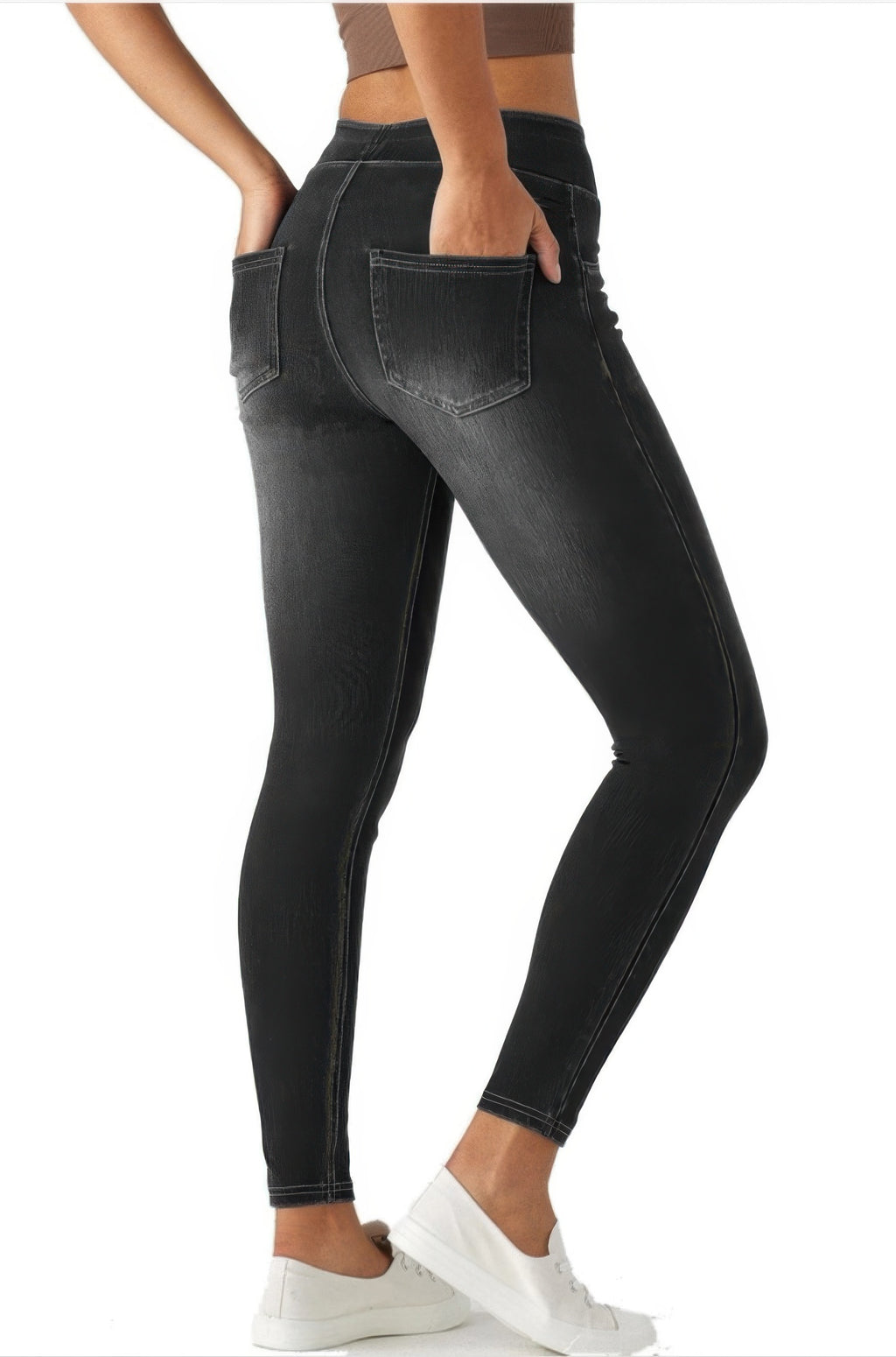 Ultra Soft Jegging Jeans in dark-wash denim, slim legs with front patch pockets