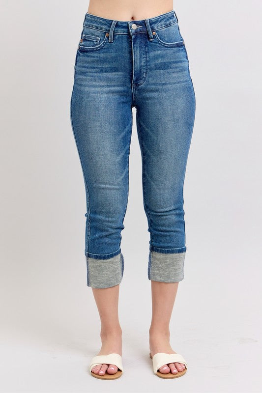 Judy Blue Full Size Skinny Cuff Capris Jeans with Pockets Plus Size - Tigbul's Variety Fashion Shop