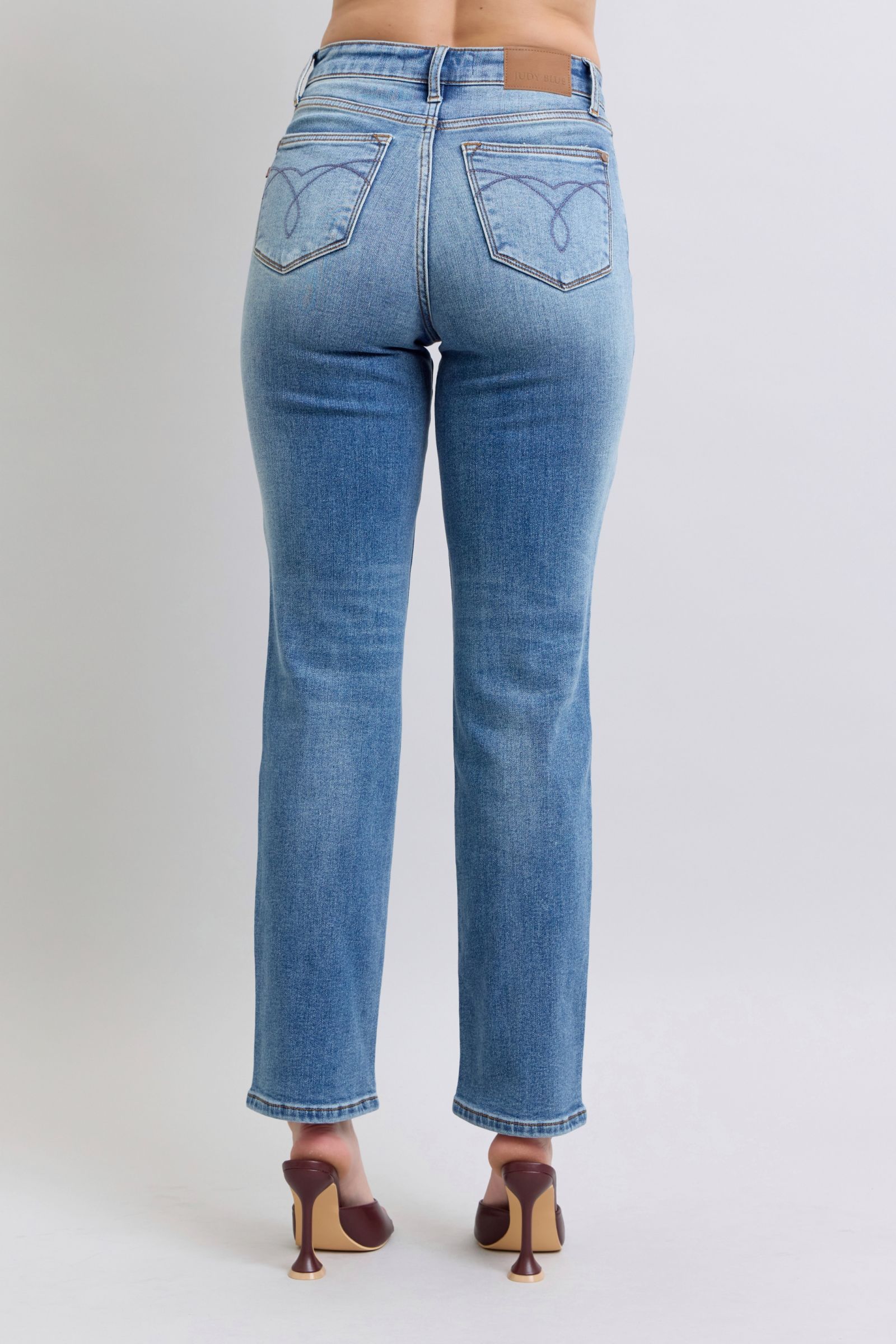 Judy Blue Full Size Wash Thermal Straight Jeans with Pockets - Tigbul's Variety Fashion Shop