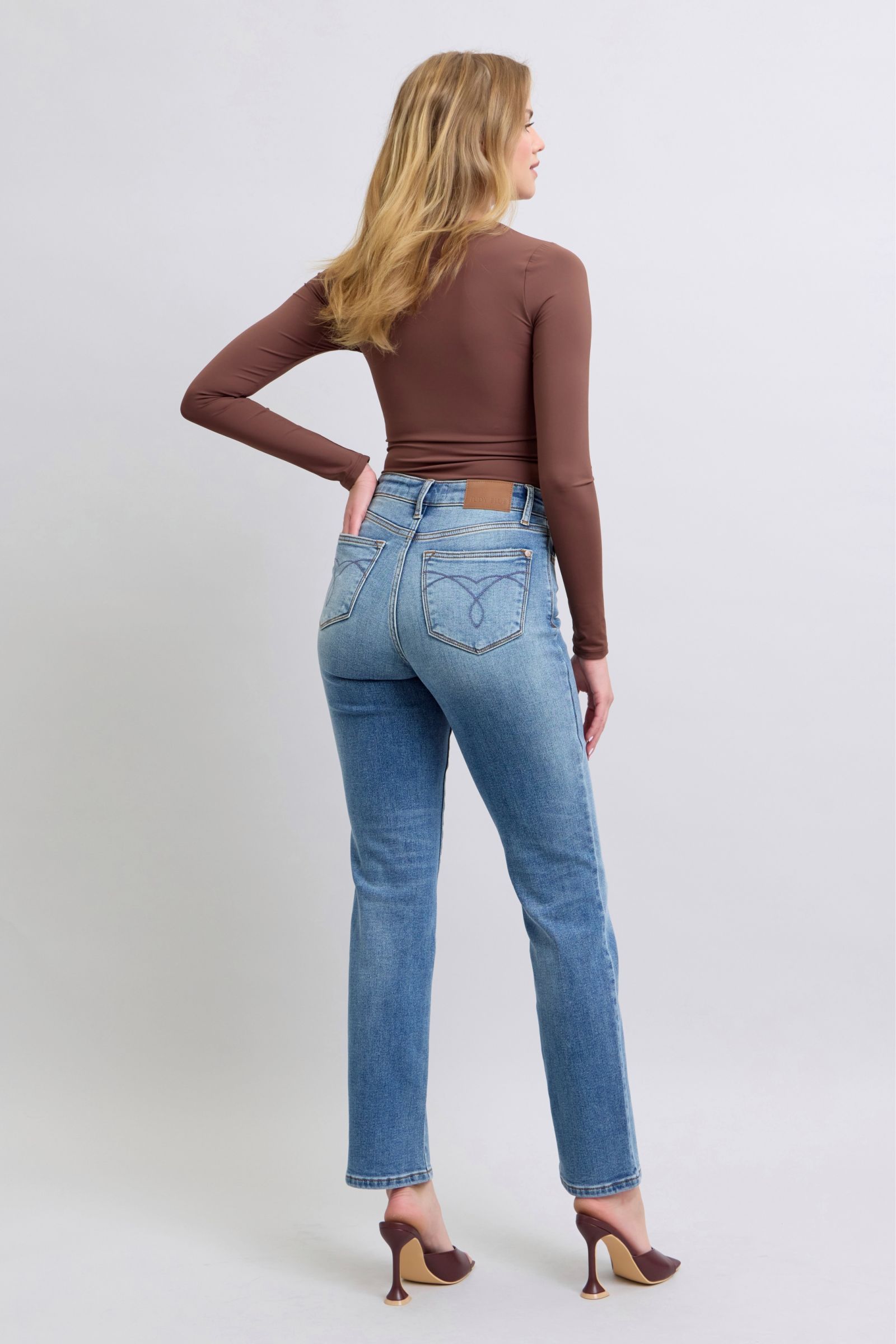 Judy Blue Full Size Wash Thermal Straight Jeans with Pockets - Tigbul's Variety Fashion Shop