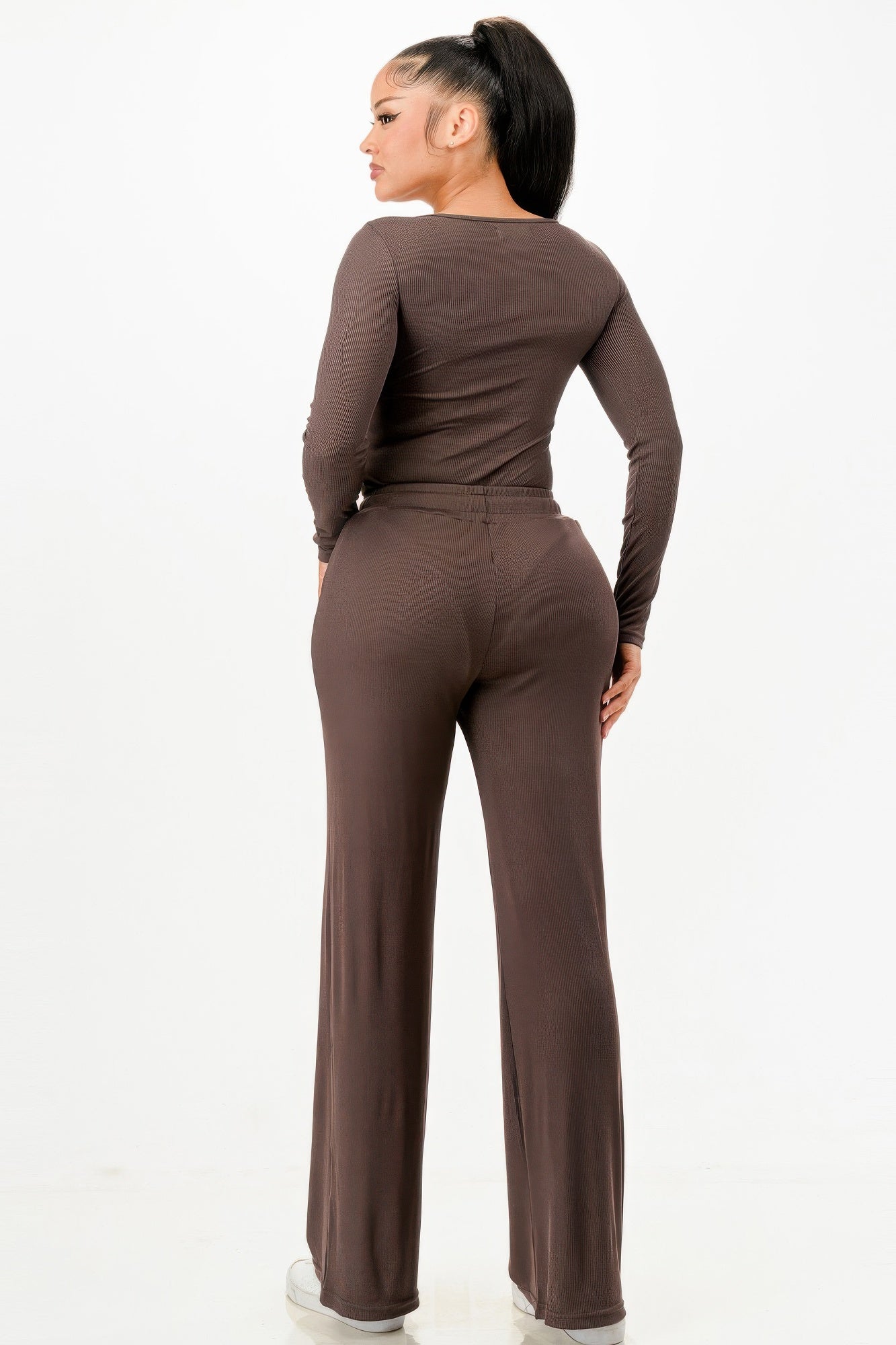 Long-sleeve ribbed bodysuit and pants set, dark brown, back view