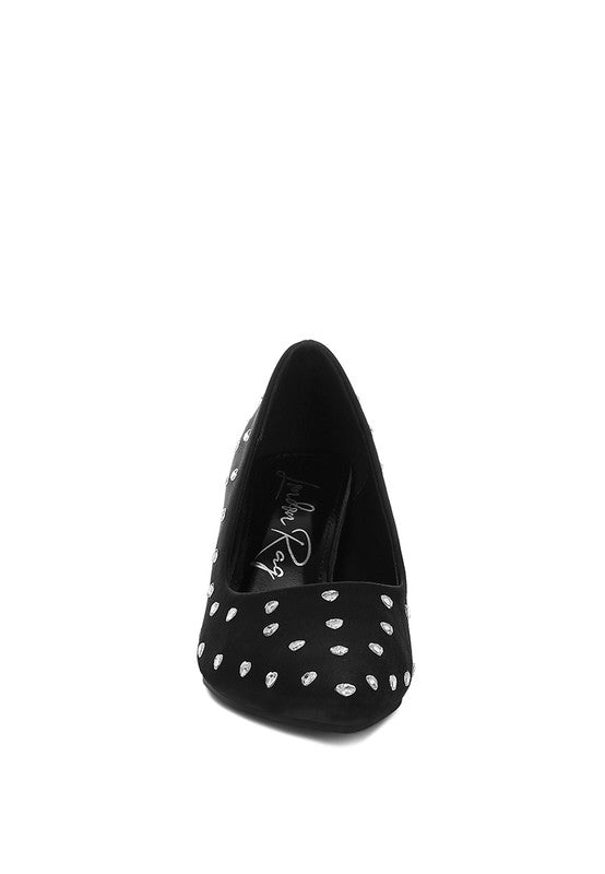 Black pump with heart-shaped rhinestone pattern on the toe
