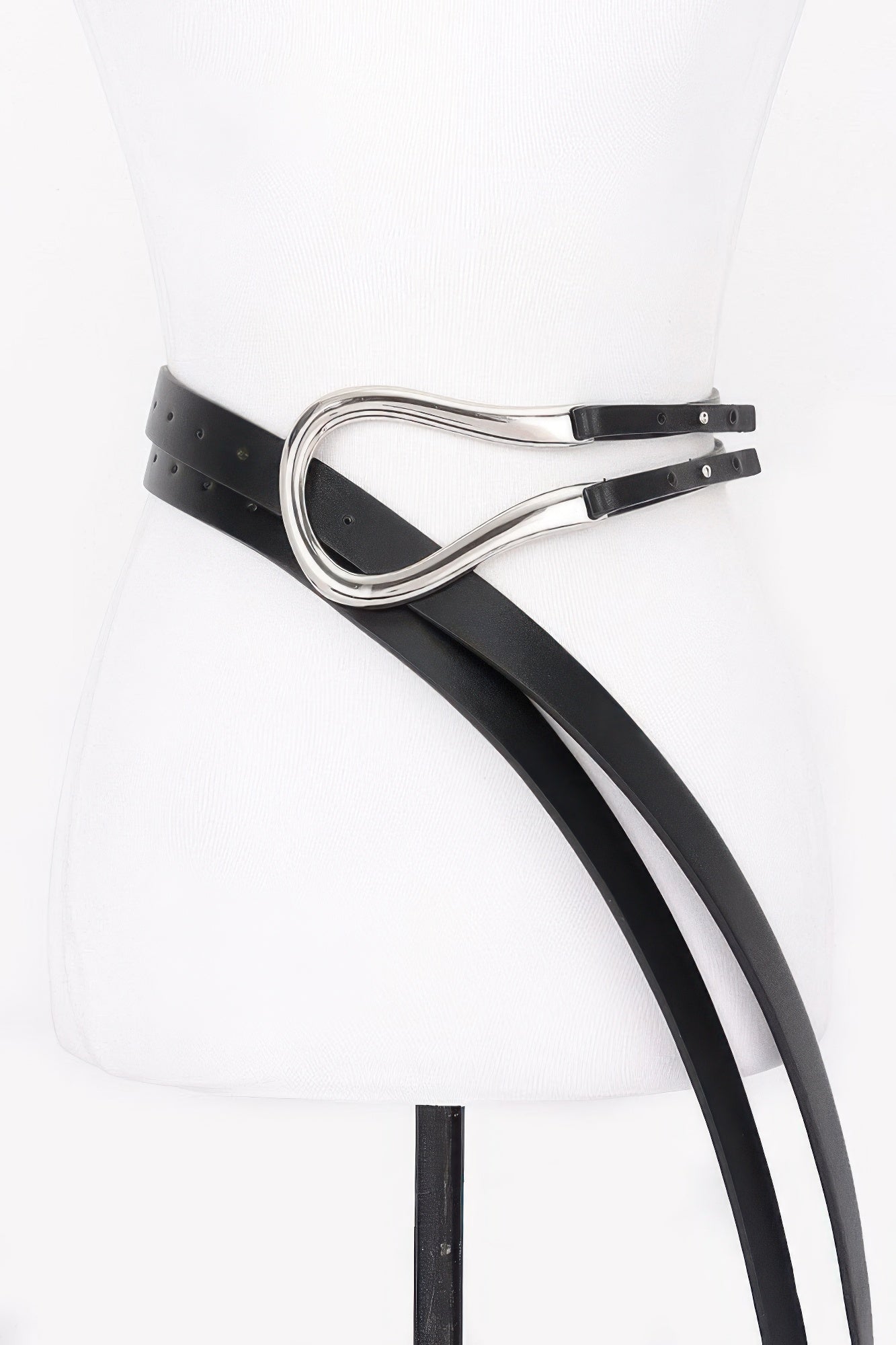 Metal PU buckle, black belt with silver-tone oval buckle and adjustable holes