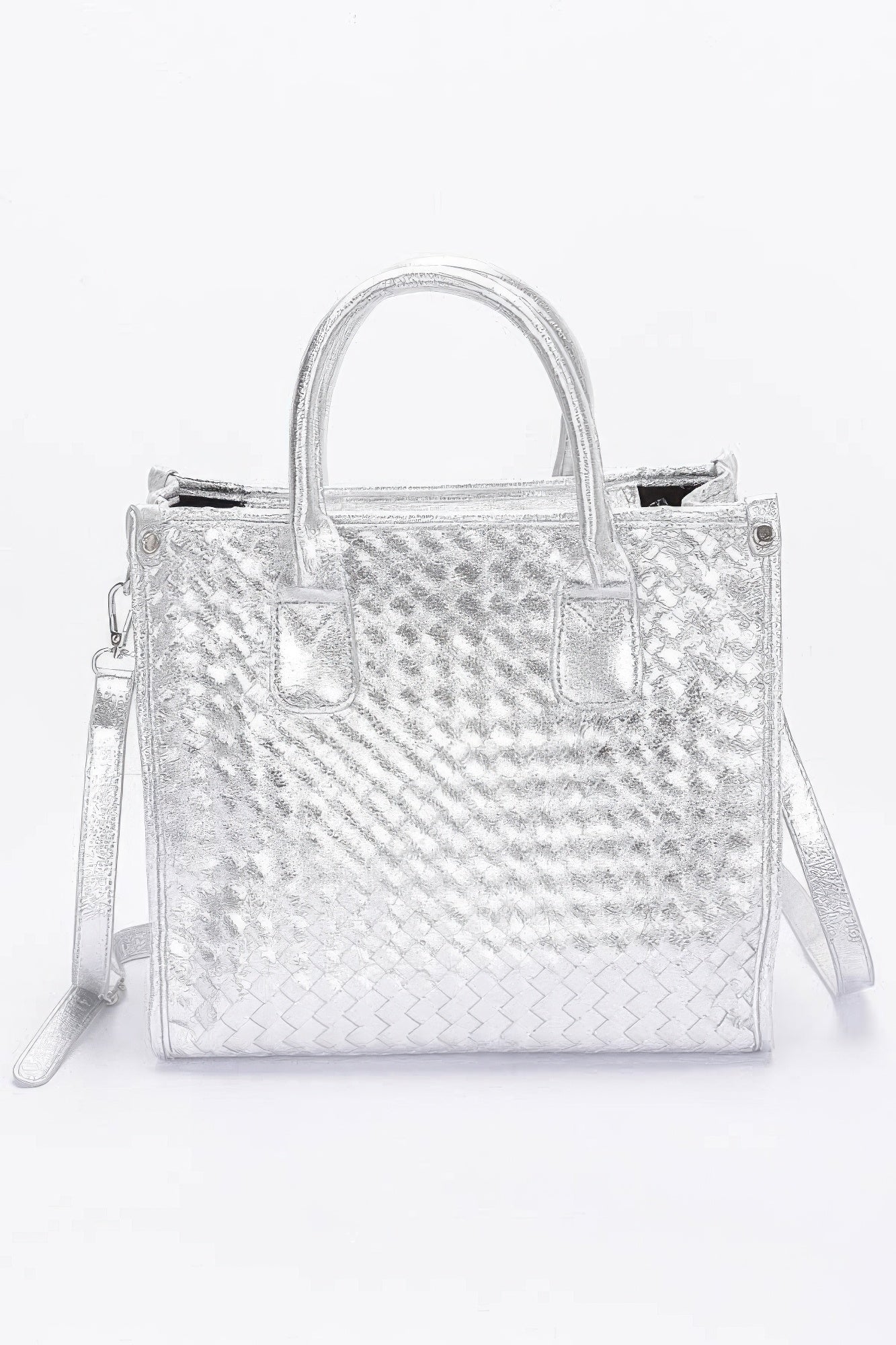 Metallic braided tote bag in silver with woven pattern and side strap