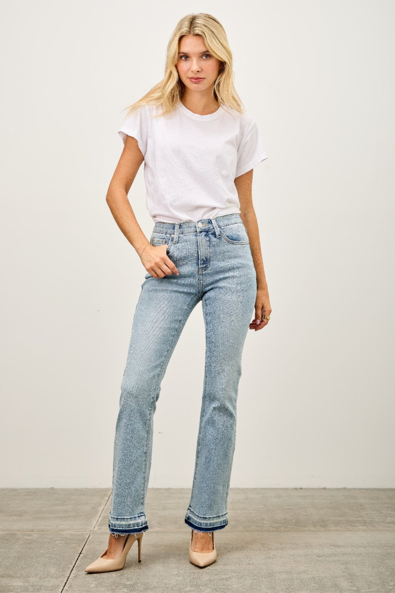Mid-rise flare denim jeans, light blue wash, released hem at leg openings
