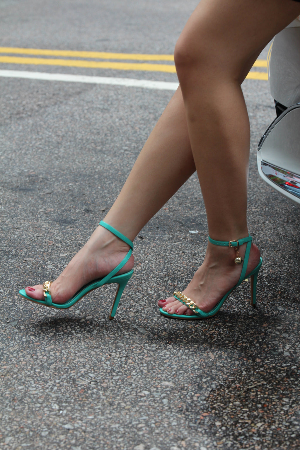 Mooning Metal Chain Strap Stiletto Sandals - Tigbul's Variety Fashion Shop