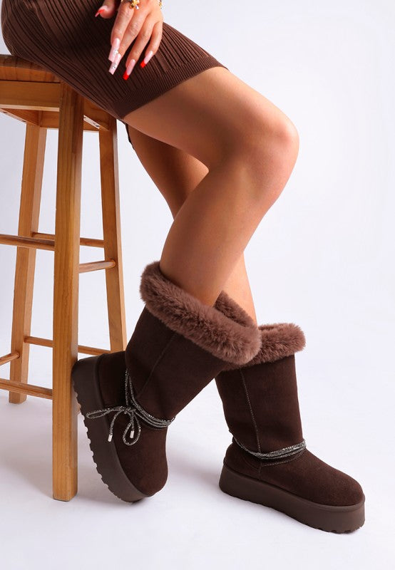 Brown faux fur collar snow boots with lace tie and grippy lug sole