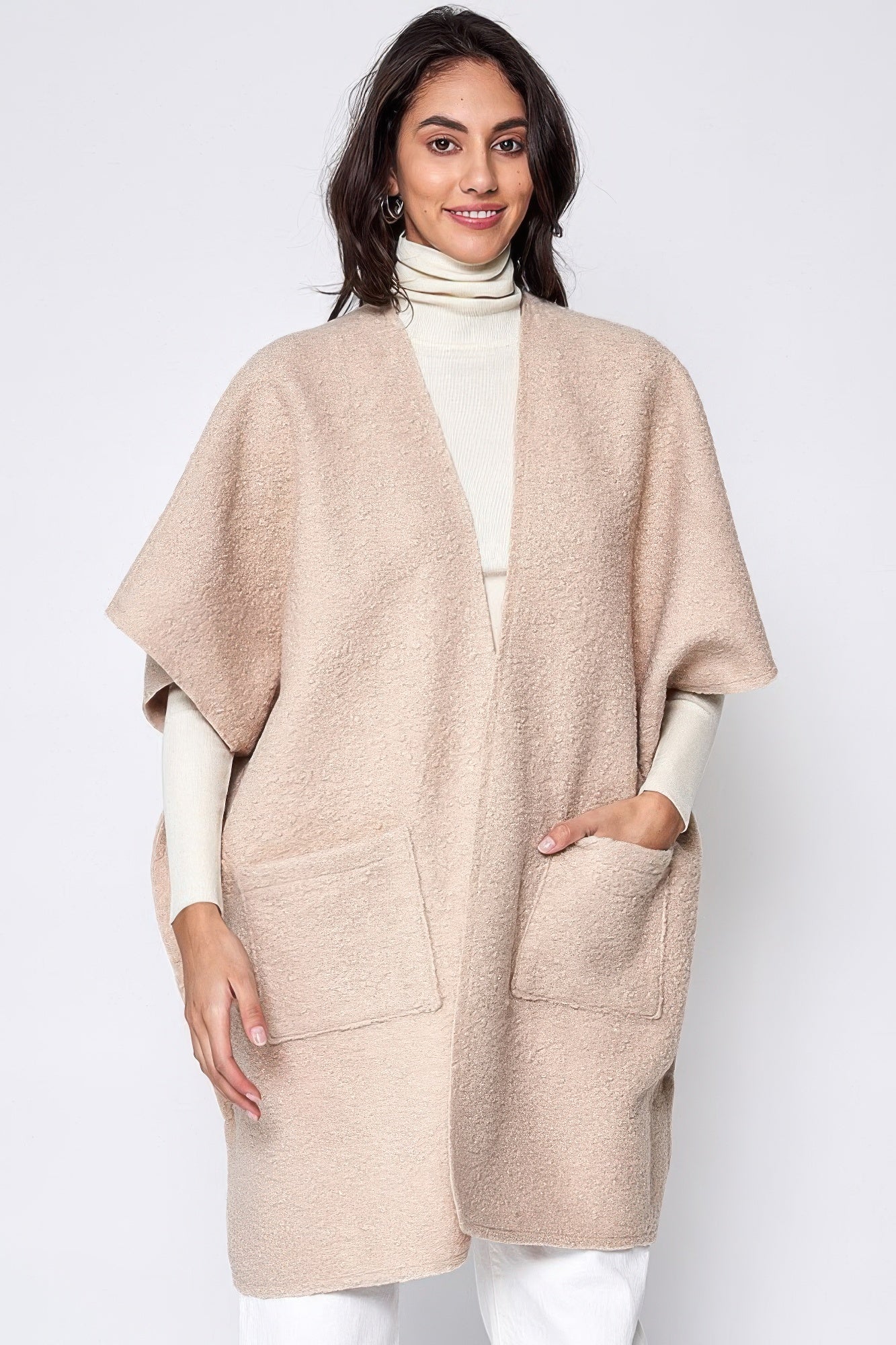 Open-Front-Kimono mit Taschen, elfenbeinfarbener Bouclé-Optik