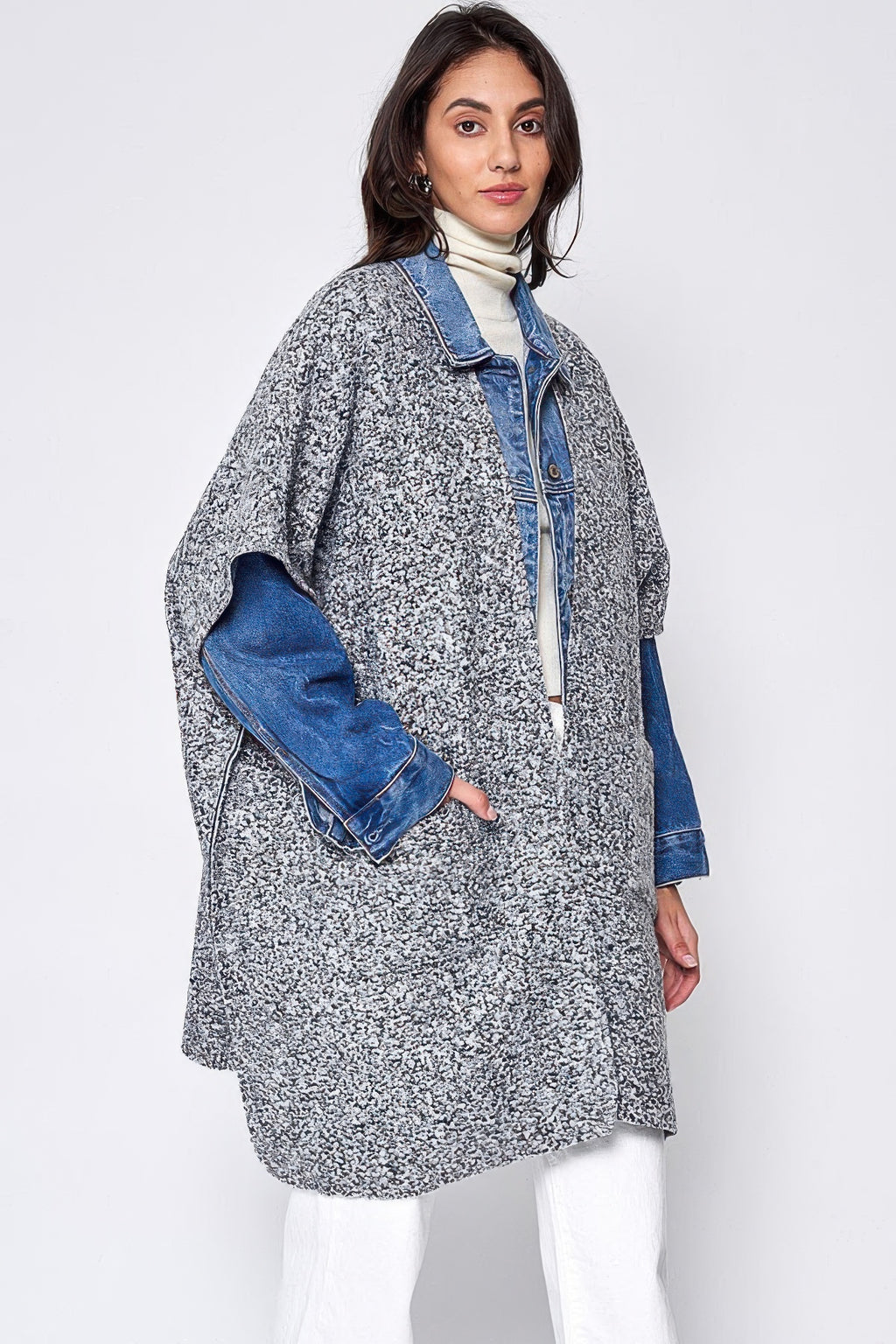 Grau melierter Kimono mit offener Vorderseite und seitlicher Tasche, Denim-Ärmel