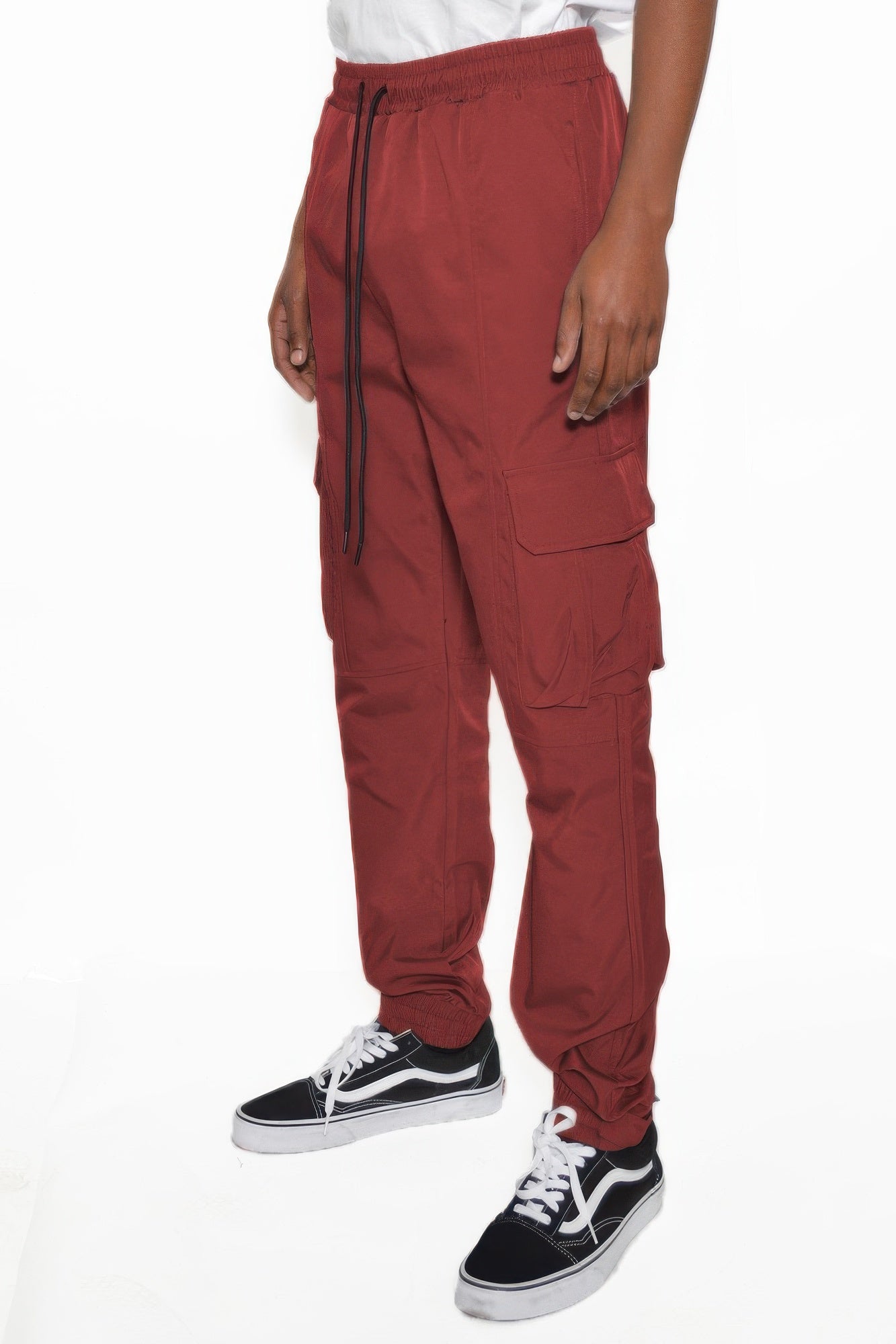 Jogger cargo pants in rust red, drawstring waist, cargo pocket, cuffed ankle