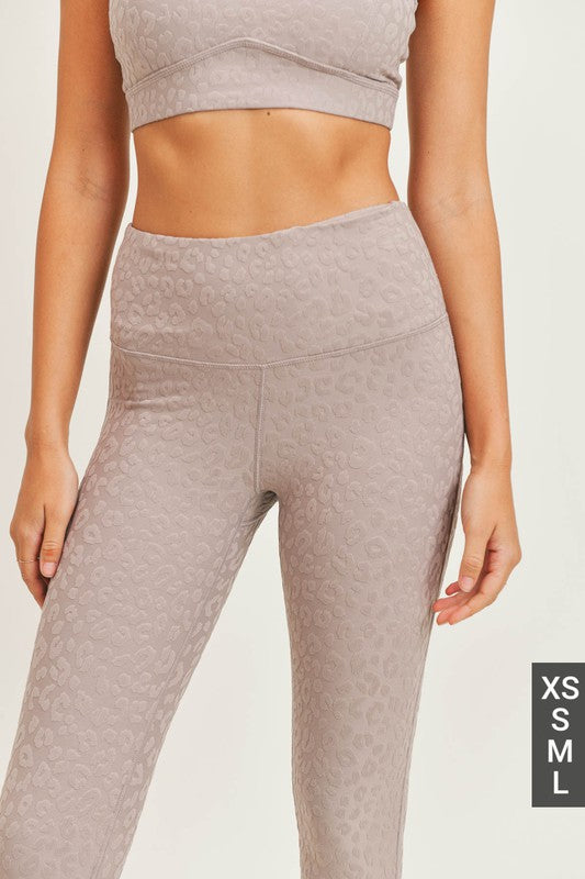 Petit leopard jacquard leggings with high-rise waistband, light taupe pattern on thighs