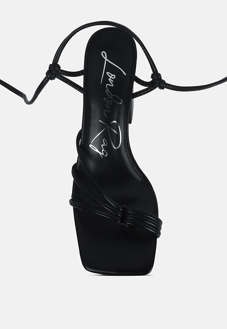 Piri Toe Ring Tie Up Block Sandals - Tigbul's Variety Fashion Shop