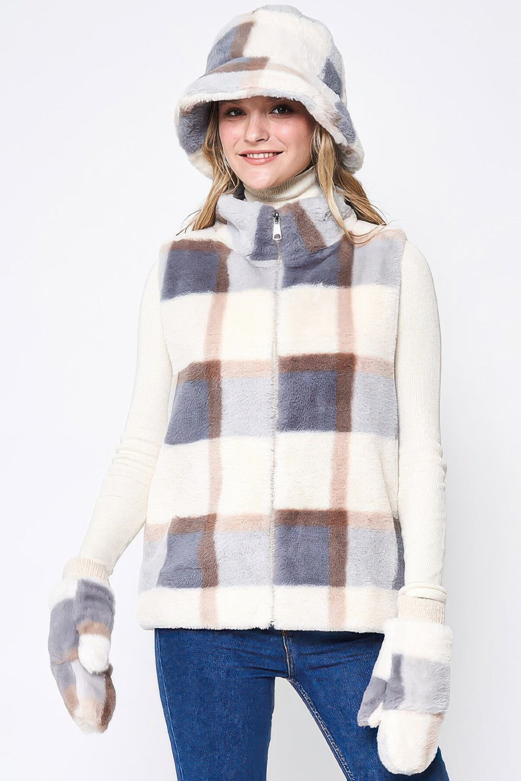 Plaid faux-fur vest with front zipper, white base and blue-gray check