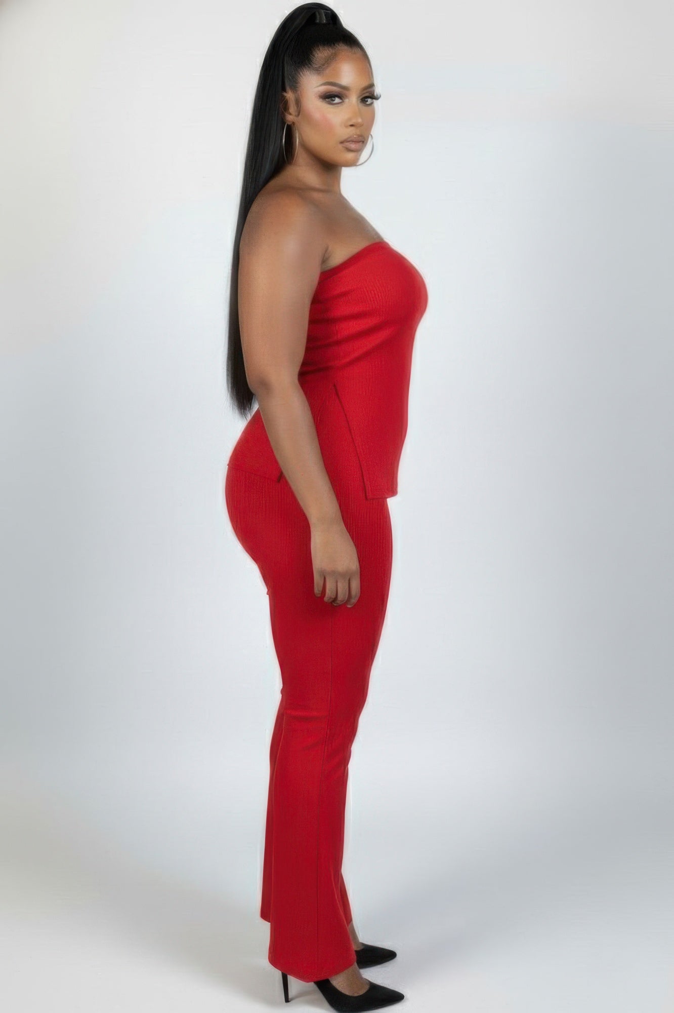 Red ribbed slit tube top and high-waist flare pants set