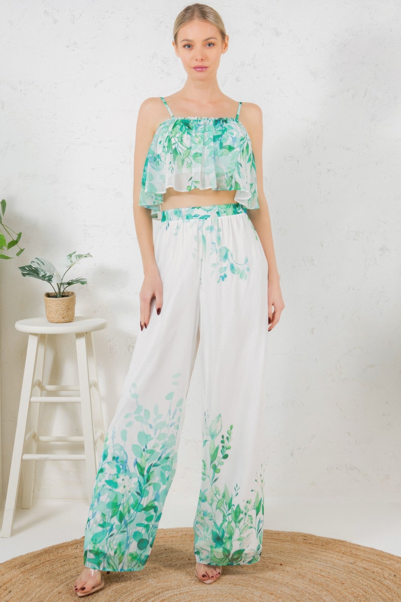 Printed crop top and wide-leg pants set, white with green leafy pattern