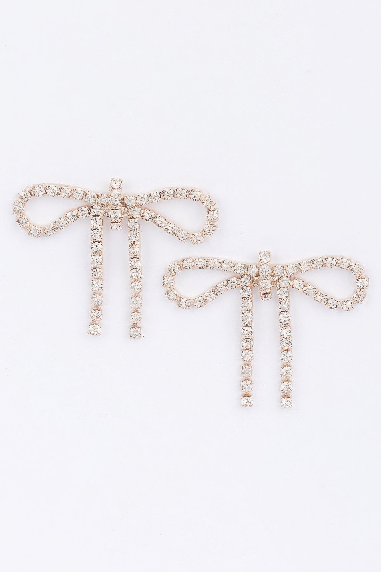 Rhinestone-Ohrringe in Schleifenform, silberfarben mit funkelnden Steinen, Paar