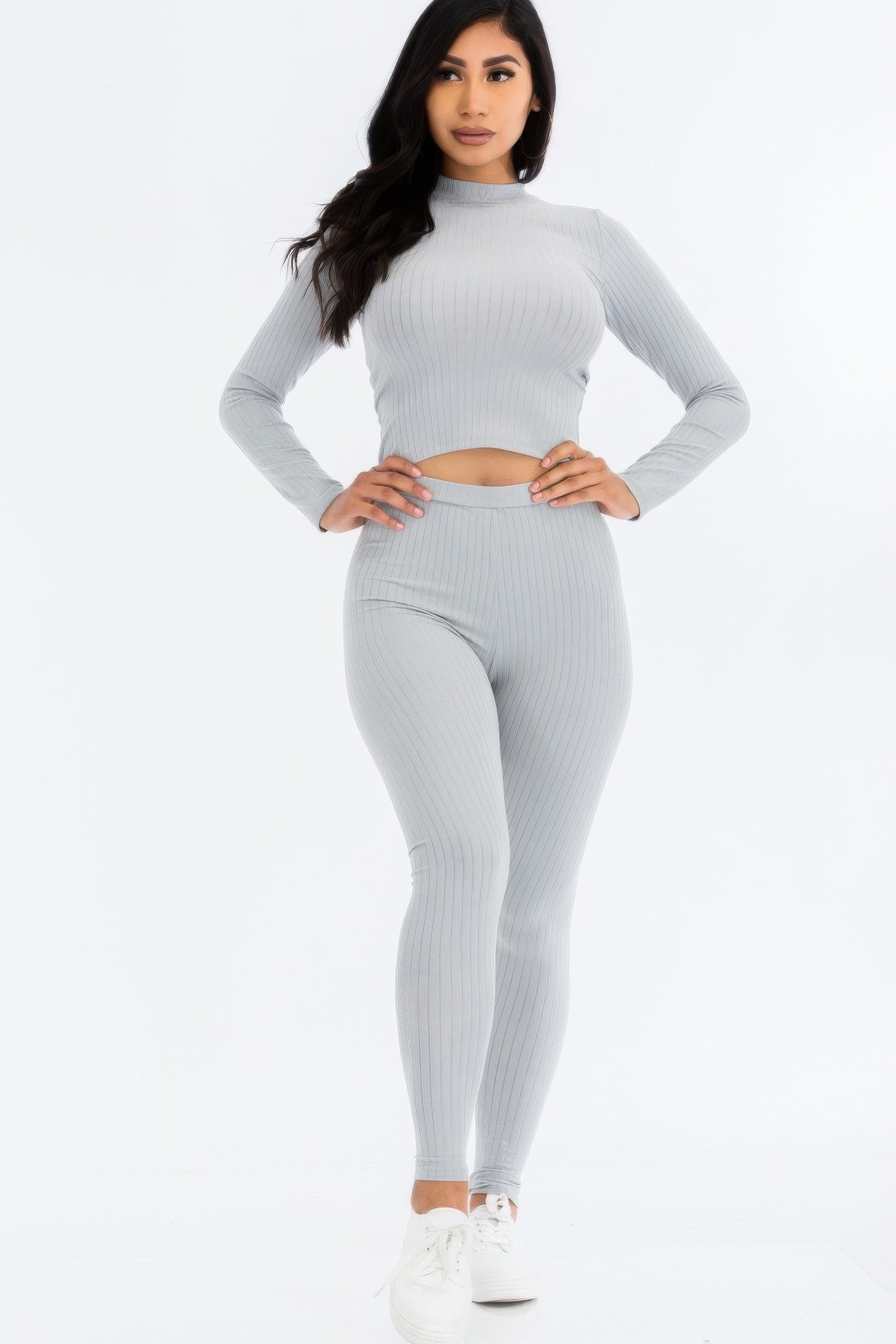 Light gray ribbed mock neck long-sleeve top & high-waist leggings set, snug fit.