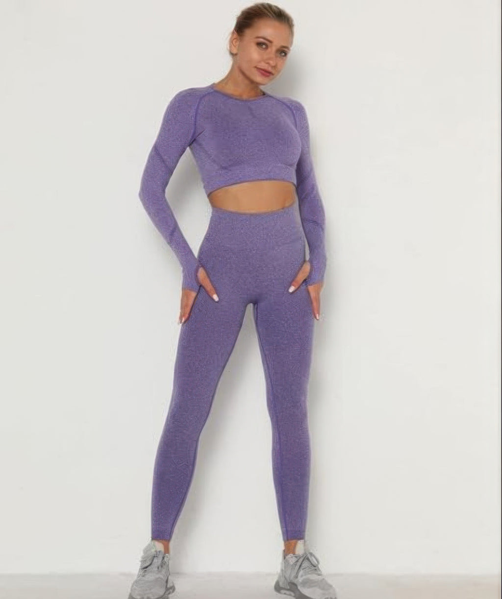 Lilac seamless long-sleeve cropped top and high-rise leggings set