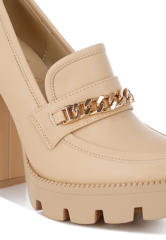 Chunky High Block Heeled Loafers, beige: Detail am Stegriemen mit Schnallen-Element