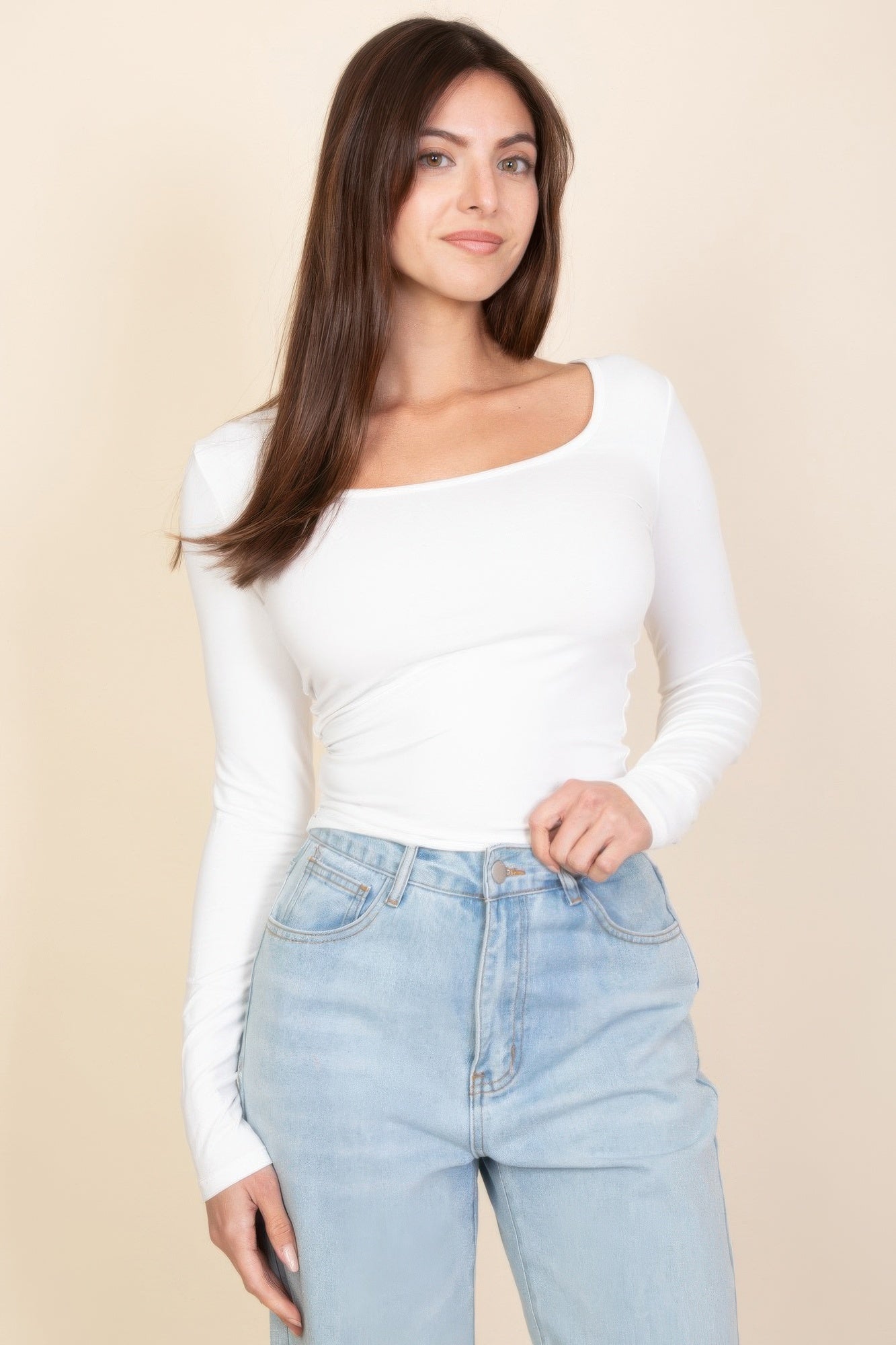 White square-neck long-sleeve top with ruched waist seam