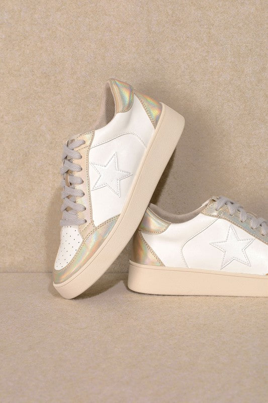 Iridescent accent low-top sneakers with white uppers and star patch on quarter