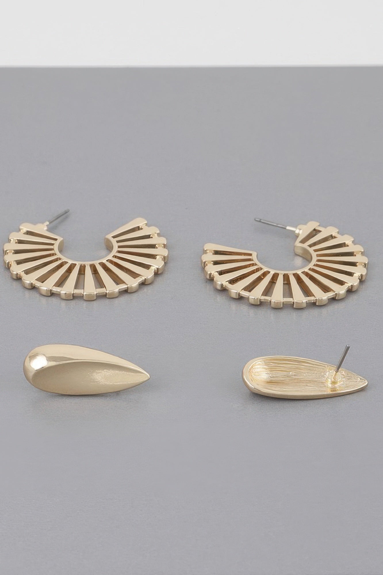 Sunray flat hoop earring set, gold-tone fan design with stud backs (pair).