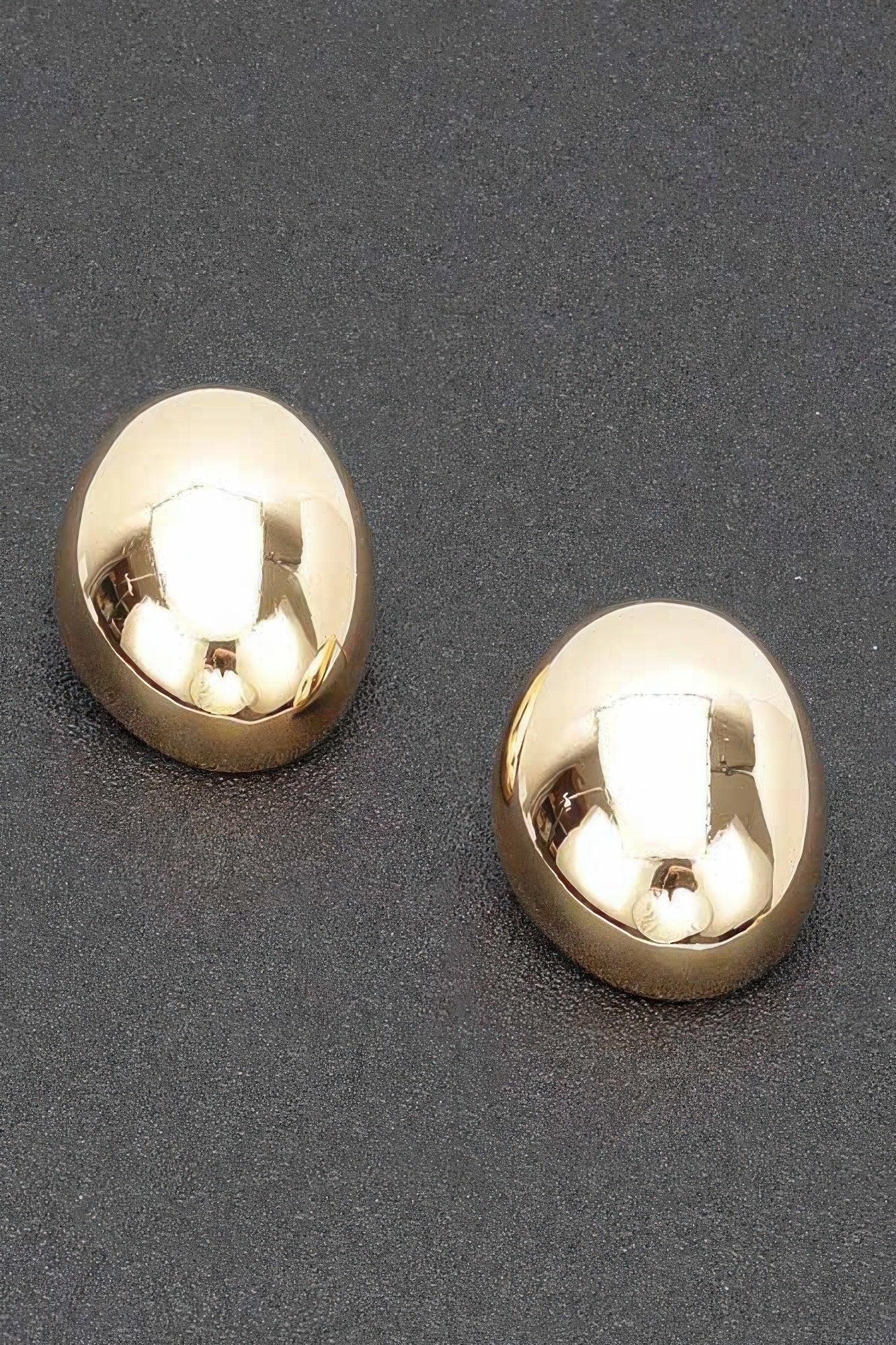 Vintage gold-plated oval stud earrings, domed disc with posts