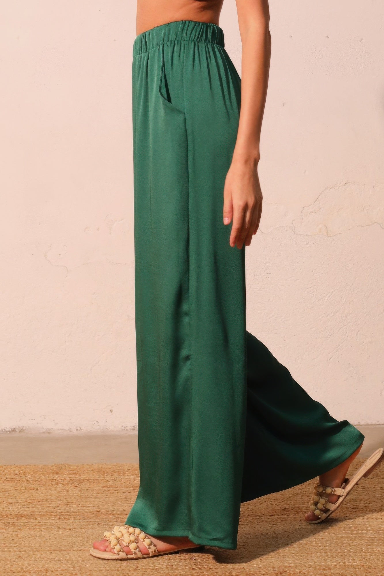 Washed poly-silk pocket pants, dark green, drapey wide-leg with side pockets